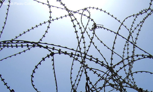 L’emigrante tra violenza e illegalità. Papa Francesco e papa Leone a Lampedusa